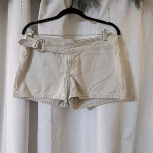 Vintage Size 9 LEI Cream/White D Ring Shorts Y2K Casual
